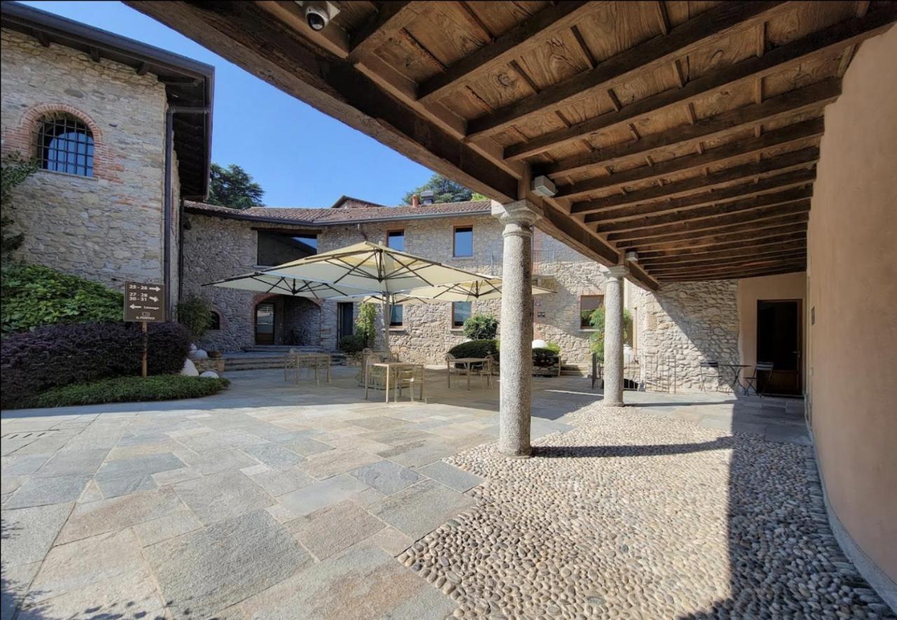 Il Portico - 1711 Luxury Guest House Arlate Exteriör bild